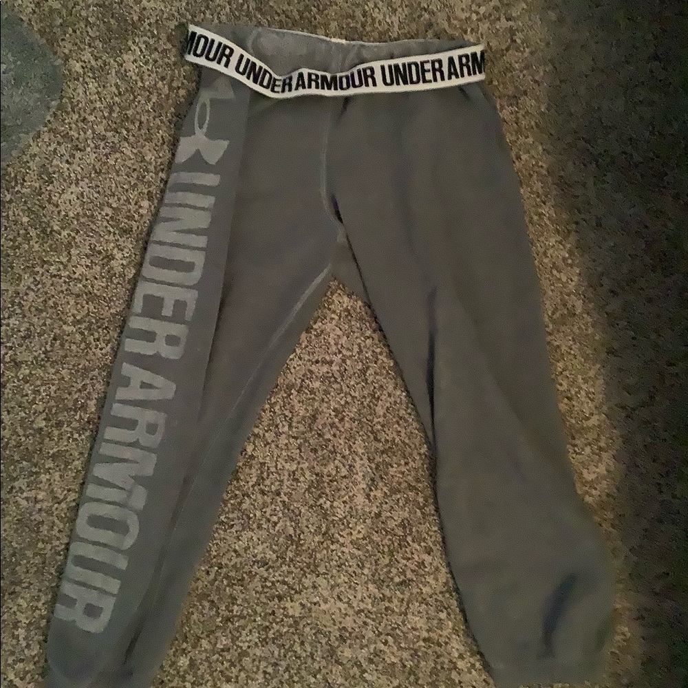 Cropped sweats